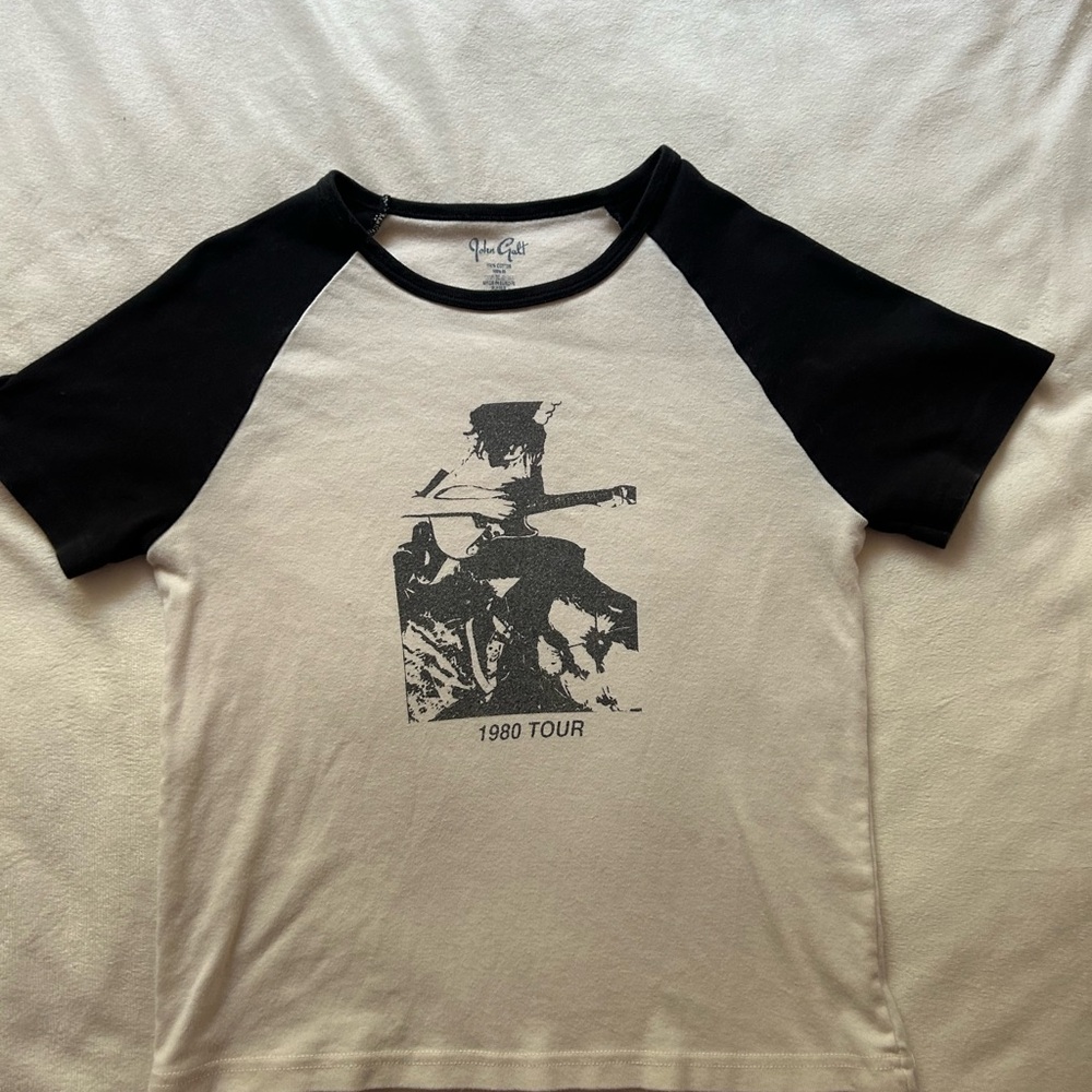 Brandy Melville Black and Cream Ringer Tee